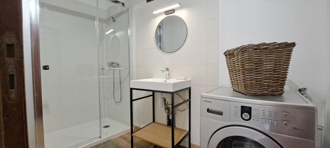 Mazet En Provence Pour 4, Piscine Chauffee Privee, Jardin Clos Prive, Barbecue, Chiens Admis Sainte-Jalle Exterior foto
